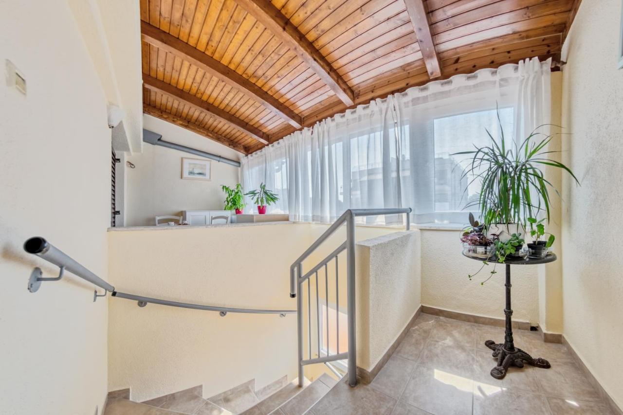 Penthouse Zola With Private Parking Apartment เมดูลิน ภายนอก รูปภาพ